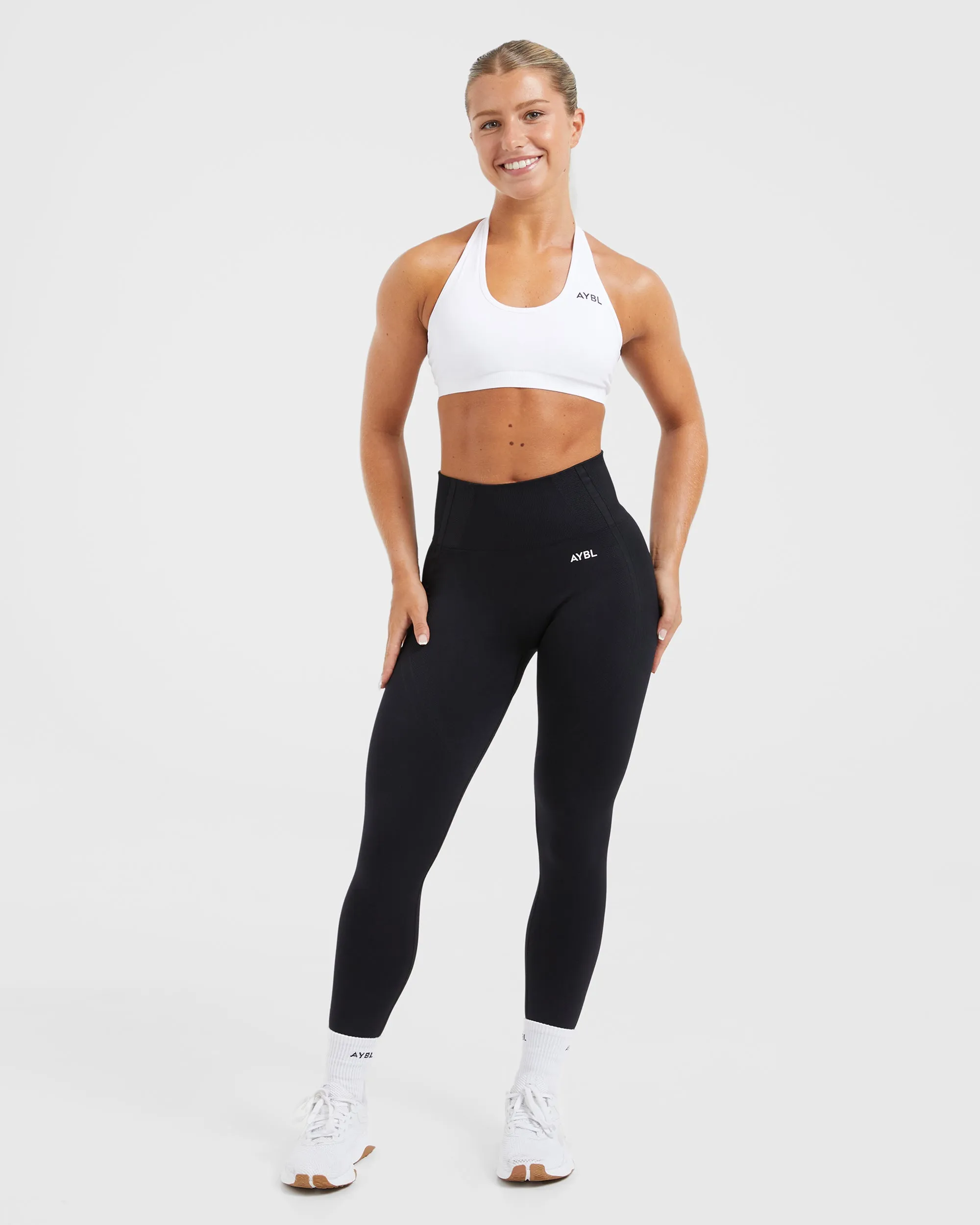 Essential Seamless Halterneck Sports Bra - White