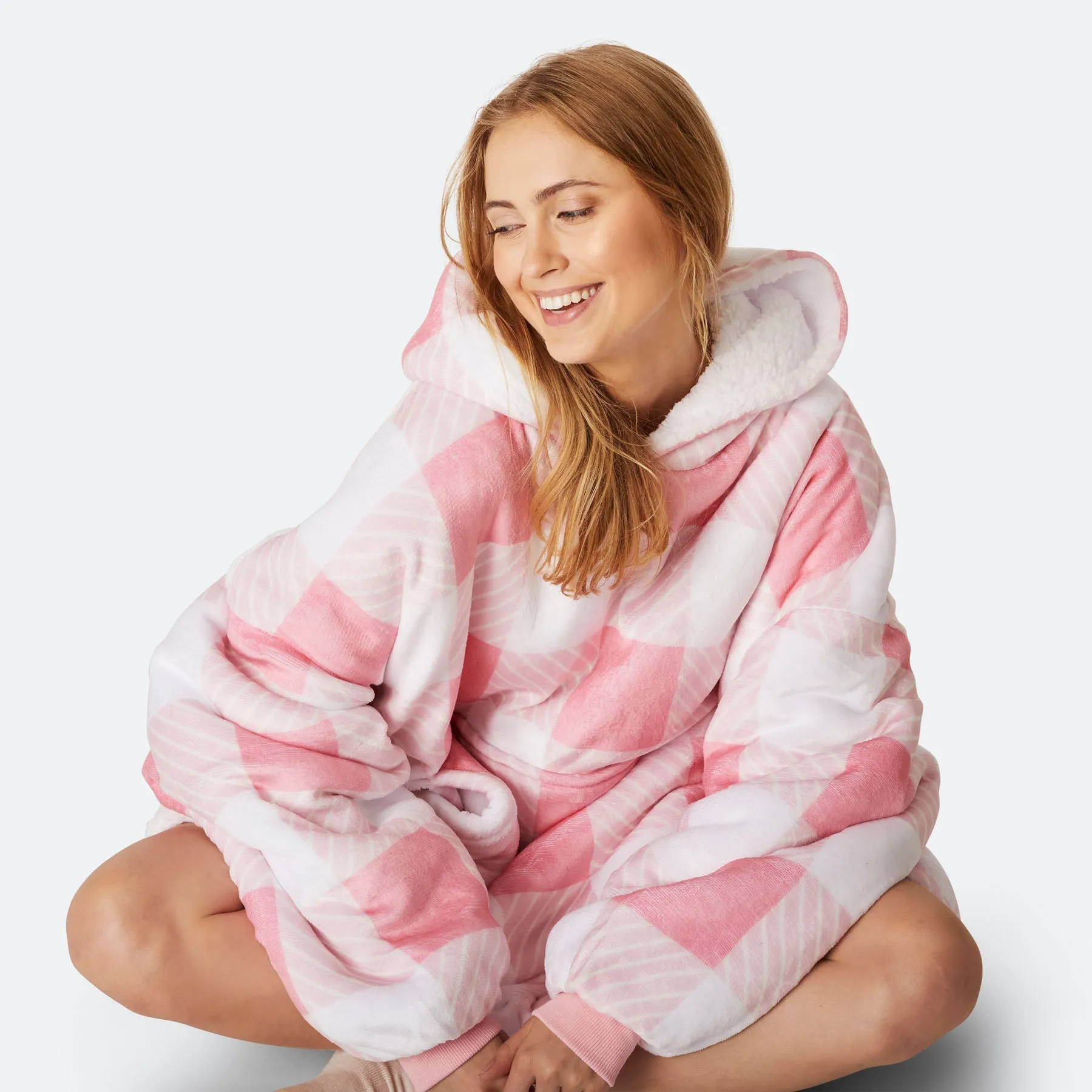 Ruter Rosa Cozy HappyHoodie for Ultimate Comfort and Style