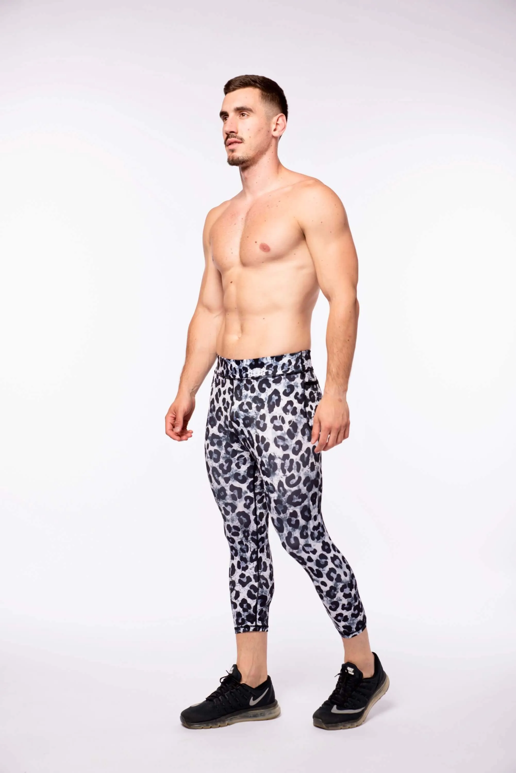 Snow Leopard ¾ Meggings