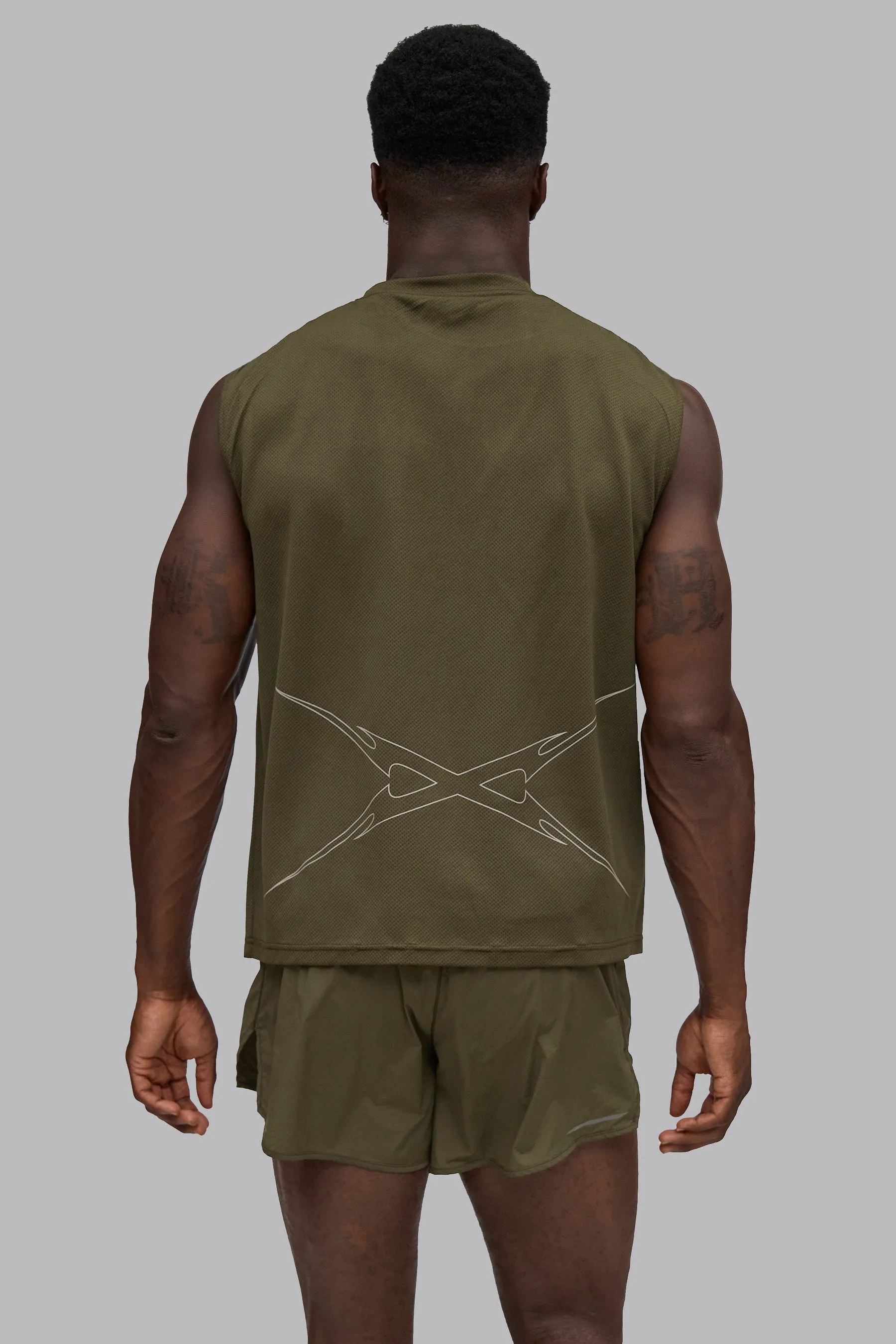 V_DRY GRAPHIC BOXY SLEEVELESS T-SHIRT - Khaki