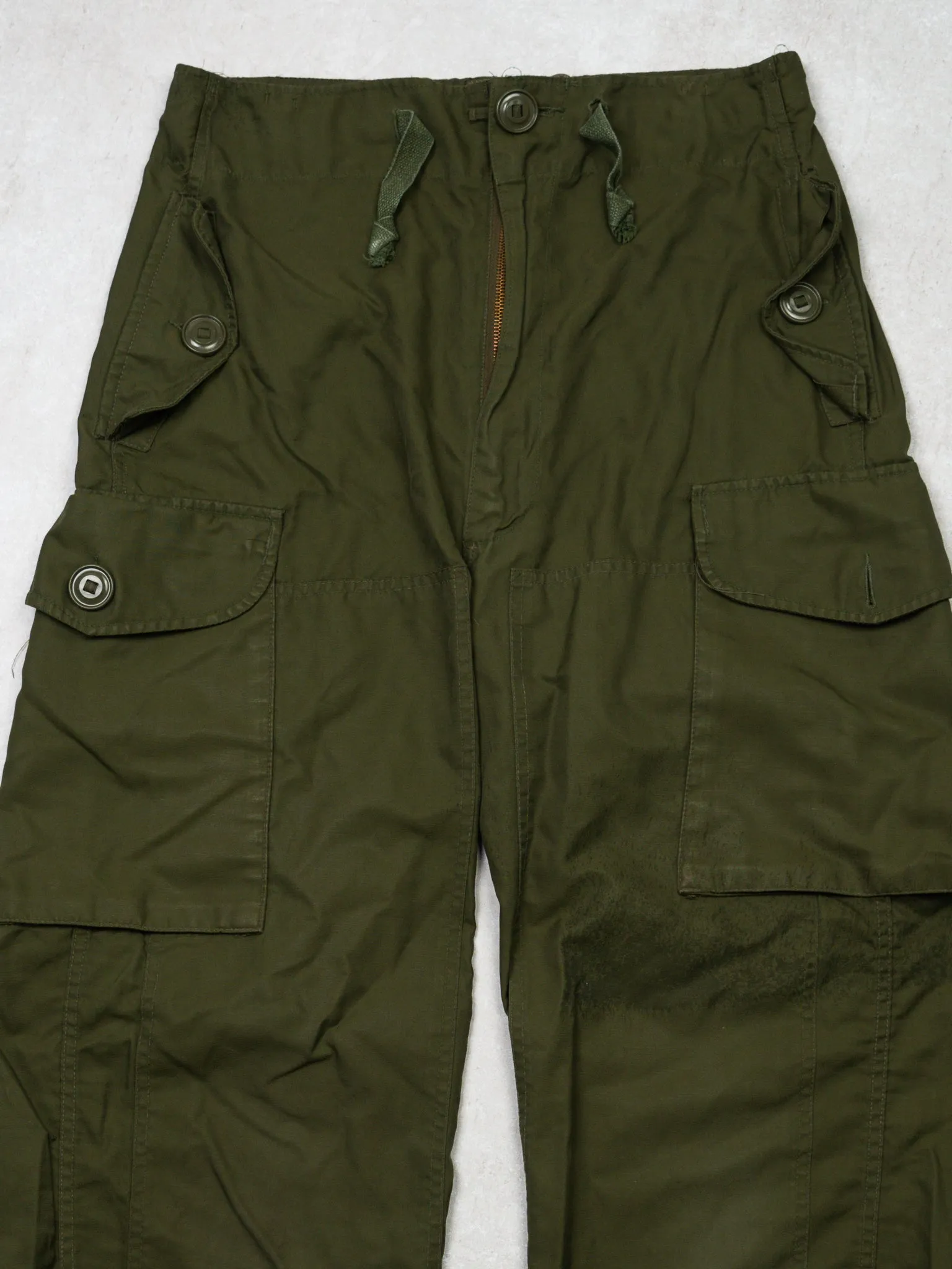 Vintage '82 Adjustable Green Army Windproof Parachute Pants 2.0 (26-33 x 31)