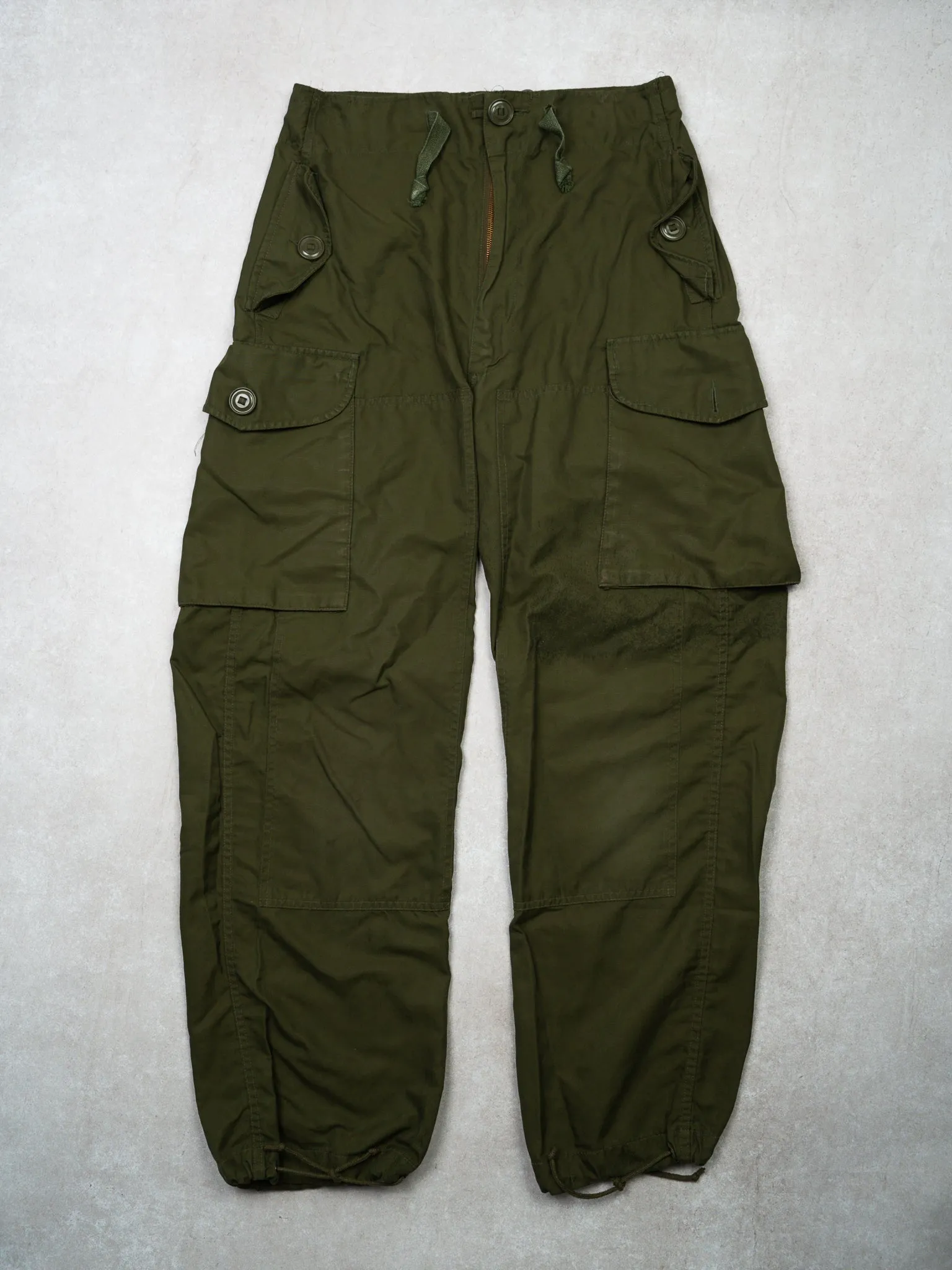 Vintage '82 Adjustable Green Army Windproof Parachute Pants 2.0 (26-33 x 31)